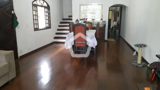 Casa com 4 Quartos à venda, 250m² no Vila Ipojuca, São Paulo