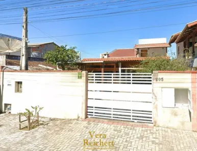 Casa com 2 Quartos à venda, 170m² no Alto São Bento, Itapema