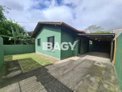 Casa com 2 Quartos para alugar, 80m² no Rio Tavares, Florianópolis