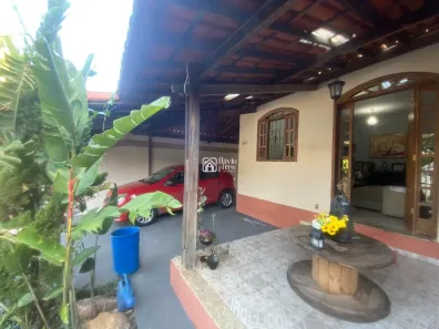 Casa com 4 Quartos à venda, 250m² no Senhora das Graças, Betim