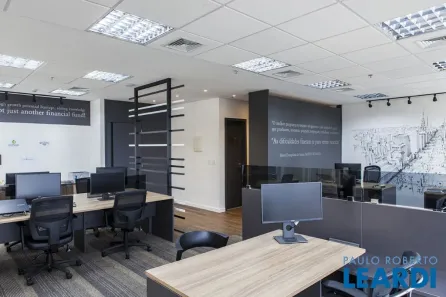 Sala Comercial à venda, 232m² no Consolação, São Paulo