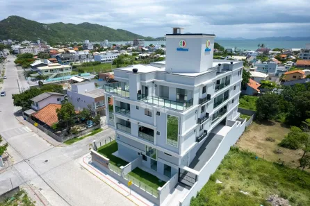 Apartamento com 2 Quartos à venda, 73m² no Canto Grande, Bombinhas