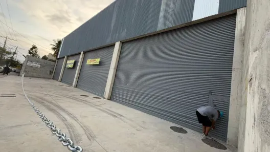 Galpão/Depósito/Armazém para alugar, 400m² no Curicica, Rio de Janeiro
