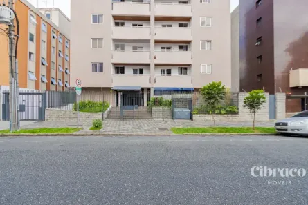 Apartamento com 1 Quarto para alugar, 52m² no Centro, Curitiba