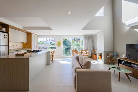 Cobertura com 3 Quartos à venda, 218m² no Chácara das Pedras, Porto Alegre