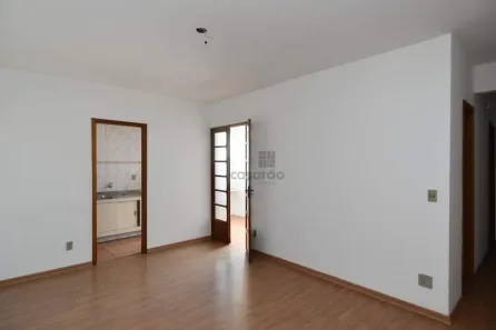 Apartamento com 2 Quartos para alugar, 58m² no Centro, Pelotas