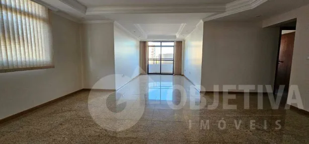 Apartamento com 4 Quartos à venda, 220m² no Martins, Uberlândia