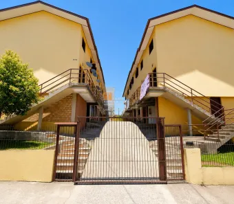 Sobrado com 2 Quartos à venda, 75m² no Nossa Senhora do Rosário, Caxias do Sul