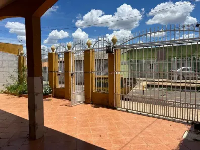 Casa com 3 Quartos à venda, 165m² no Taguatinga Norte, Brasília