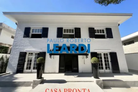Casa com 4 Quartos à venda, 420m² no Jardim Everest, São Paulo