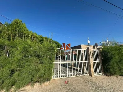 Casa de Condomínio com 4 Quartos à venda, 150m² no Sapiranga-Coité, Fortaleza