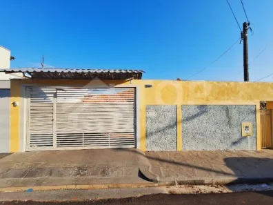 Casa com 3 Quartos para alugar, 187m² no Jardim Brasil, São Carlos