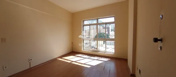 Apartamento com 2 Quartos para alugar, 104m² no São Mateus, Juiz de Fora
