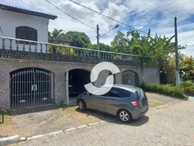 Casa de Condomínio com 4 Quartos à venda, 400m² no Badu, Niterói