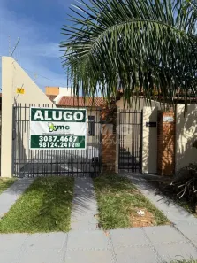 Casa com 3 Quartos para alugar, 75m² no Jardim Planalto, Goiânia