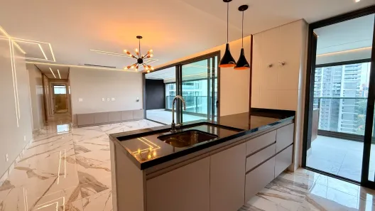 Apartamento com 4 Quartos para alugar, 186m² no Jardim Fonte do Morumbi, São Paulo