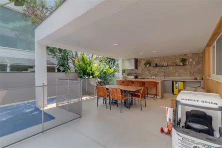 Casa de Condomínio com 3 Quartos à venda, 430m² no Jardim dos Estados, São Paulo