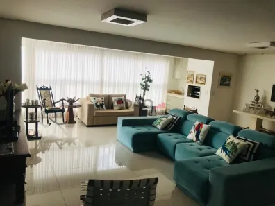 Apartamento com 3 Quartos à venda, 130m² no Jardim Goiás, Goiânia