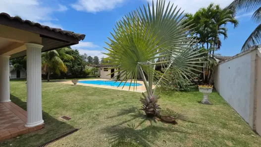 Casa de Condomínio com 4 Quartos à venda, 1800m² no Freguesia (Jacarepaguá), Rio de Janeiro