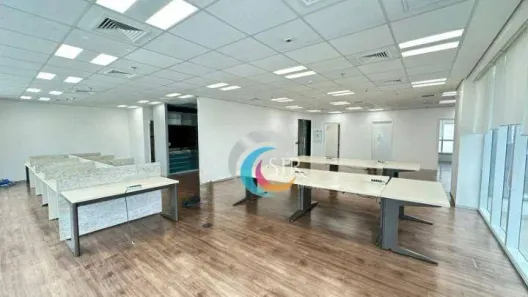 Sala Comercial para alugar, 203m² no Jardim das Acácias, São Paulo