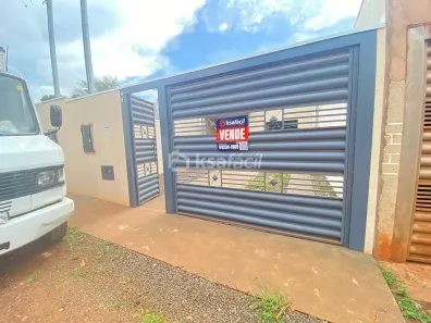 Casa com 2 Quartos à venda, 78m² no Jardim Centenário, Campo Grande