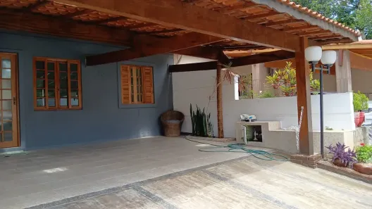 Casa de Condomínio com 2 Quartos para alugar, 80m² no Parque 9 de Julho, São Roque