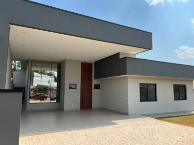 Casa de Condomínio com 4 Quartos à venda, 450m² no Região dos Lagos, Brasília