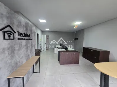 Sala Comercial para alugar, 47m² no Sítio Tamboré Alphaville, Barueri