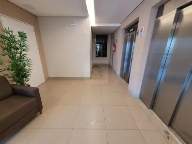 Apartamento com 2 Quartos para alugar, 60m² no Novo Mundo, Uberlândia