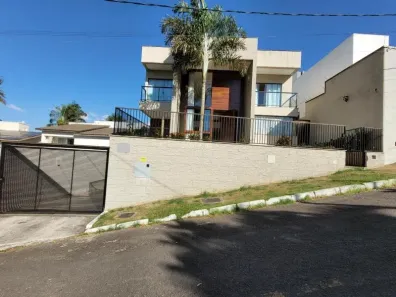 Casa com 4 Quartos à venda, 450m² no Spina Ville II, Juiz de Fora