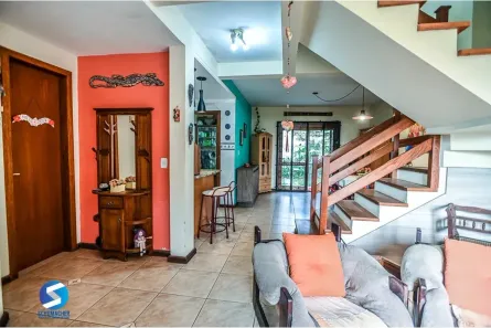 Casa de Condomínio com 2 Quartos à venda, 166m² no Guarujá, Porto Alegre