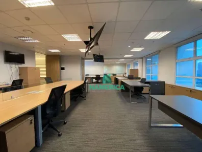 Sala Comercial para alugar, 240m² no Vila Cordeiro, São Paulo