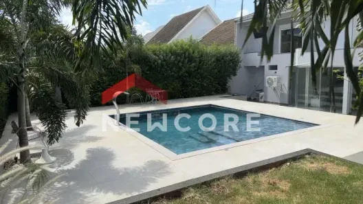 Casa de Condomínio com 4 Quartos à venda, 460m² no Zona 08, Maringá