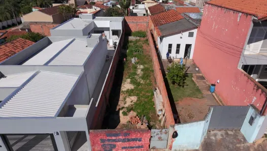 Lote/Terreno à venda, 150m² no Vila Barth, Itapetininga