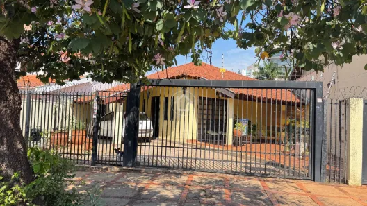 Casa com 3 Quartos à venda, 200m² no Santa Fé, Campo Grande