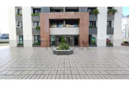 Apartamento com 3 Quartos para alugar, 104m² no Candeal, Salvador