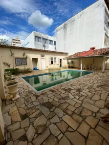 Casa com 5 Quartos à venda, 240m² no Centro, Taubaté