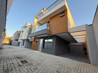 Casa com 3 Quartos à venda, 160m² no Jardim das Américas, Curitiba