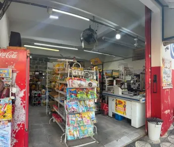 Sobrado com 3 Quartos à venda, 300m² no Vila Trujillo, Sorocaba