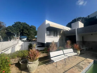 Casa com 5 Quartos à venda, 290m² no Hipódromo, Recife