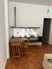 Kitnet com 1 Quarto à venda, 40m² no Copacabana, Rio de Janeiro