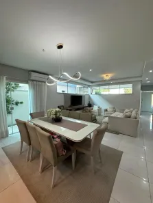 Casa de Condomínio com 3 Quartos para alugar, 180m² no Ponta Negra, Manaus