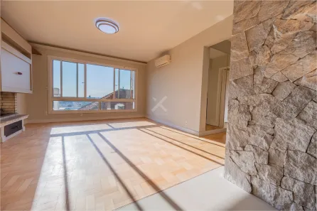 Apartamento com 3 Quartos à venda, 130m² no Moinhos de Vento, Porto Alegre