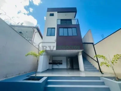 Sobrado com 3 Quartos à venda no Novo Horizonte, Juiz de Fora