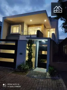 Sobrado com 3 Quartos à venda, 257m² no Canadá, Cascavel