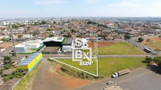 Lote/Terreno à venda, 852m² no Segismundo Pereira, Uberlândia