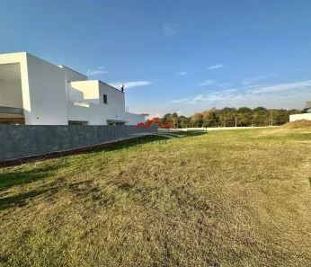 Lote/Terreno à venda, 697m² no Jardim das Samambaias, Jundiaí