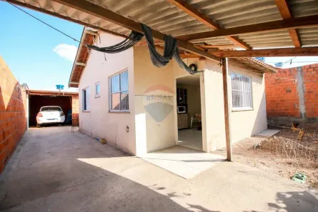 Casa com 2 Quartos à venda, 47m² no Tomazetti, Santa Maria
