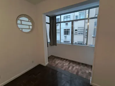 Apartamento com 2 Quartos para alugar, 86m² no Copacabana, Rio de Janeiro
