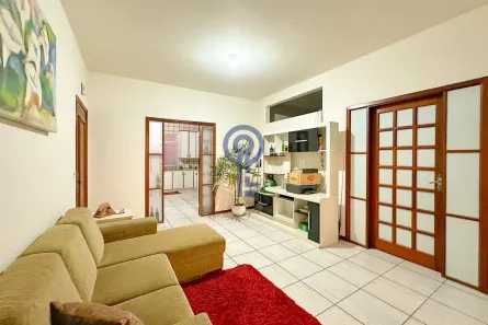 Casa com 4 Quartos para alugar, 280m² no Forquilhinha, São José